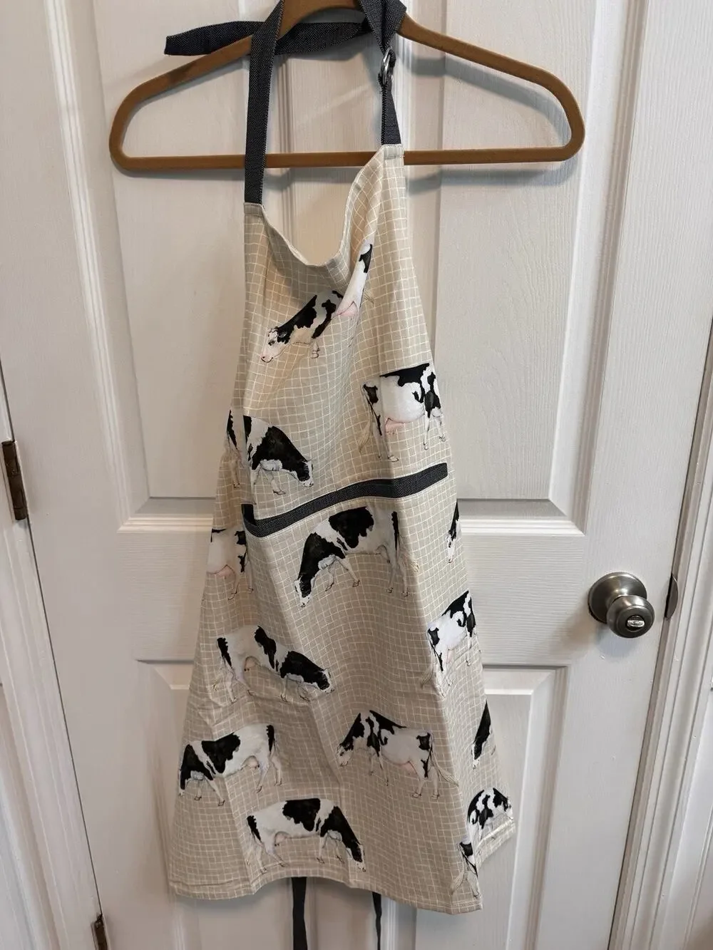 Maison d’Hermine Apron Cows Beige Front Pockets 100% Cotton 27 1/2 X 31 1/2
